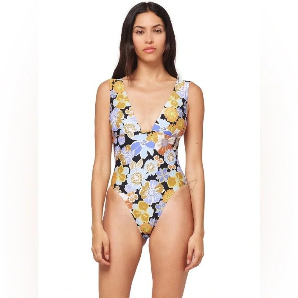 L*Space Seam-Free Katniss One Piece Classic Swimsuit, sugar & spice